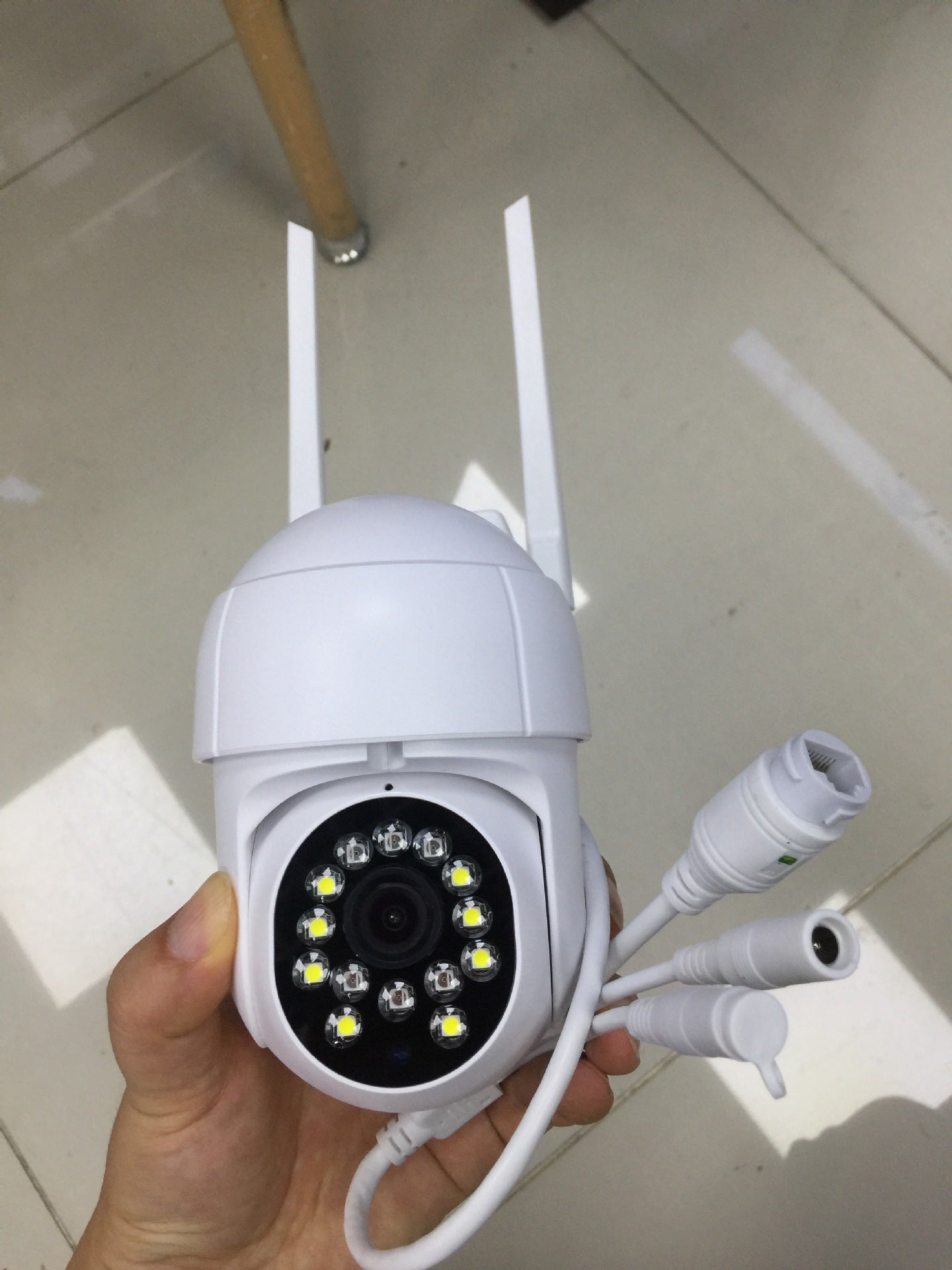 Regardez le Yoosee Ball Machine Humanoid Tracking Jour et nuit pleine couleur Onvif extérieur