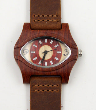 Qians Casual montre en bois une montre en bois de sandale avec un cadran accrocheur