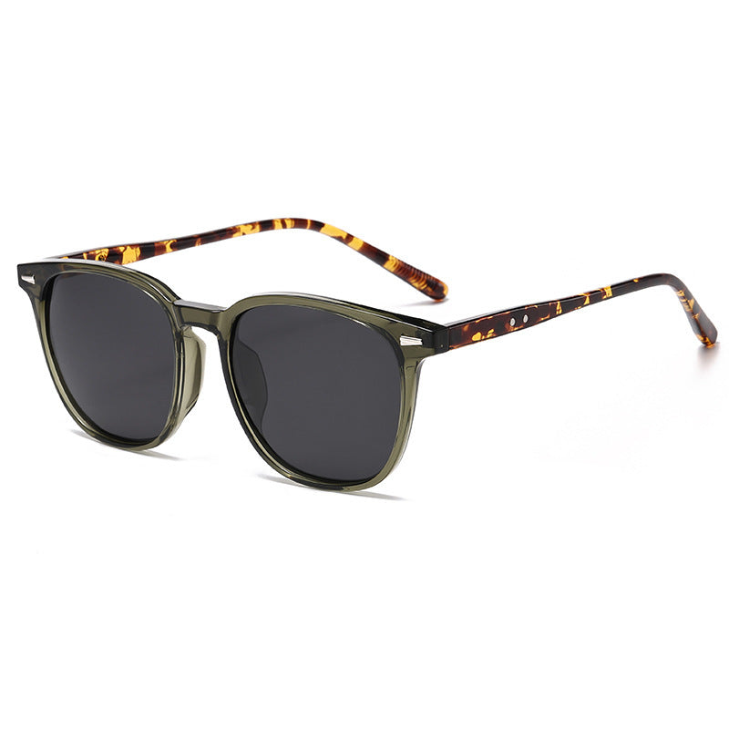 Lunettes de soleil carrées d'arrivée