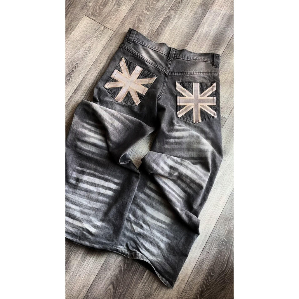 Pantalons en lambeaux, brodés et lavés