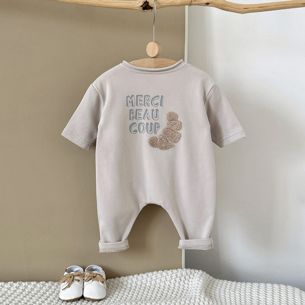 Onesie en coton tricotée mignon pour les nourrissons et les tout-petits