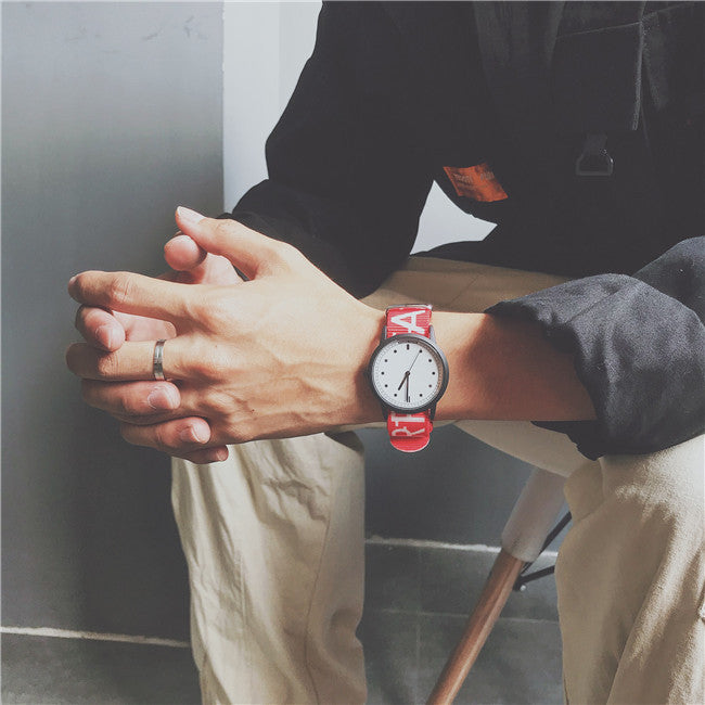 Hommes et femmes montres de couple pour le commerce international