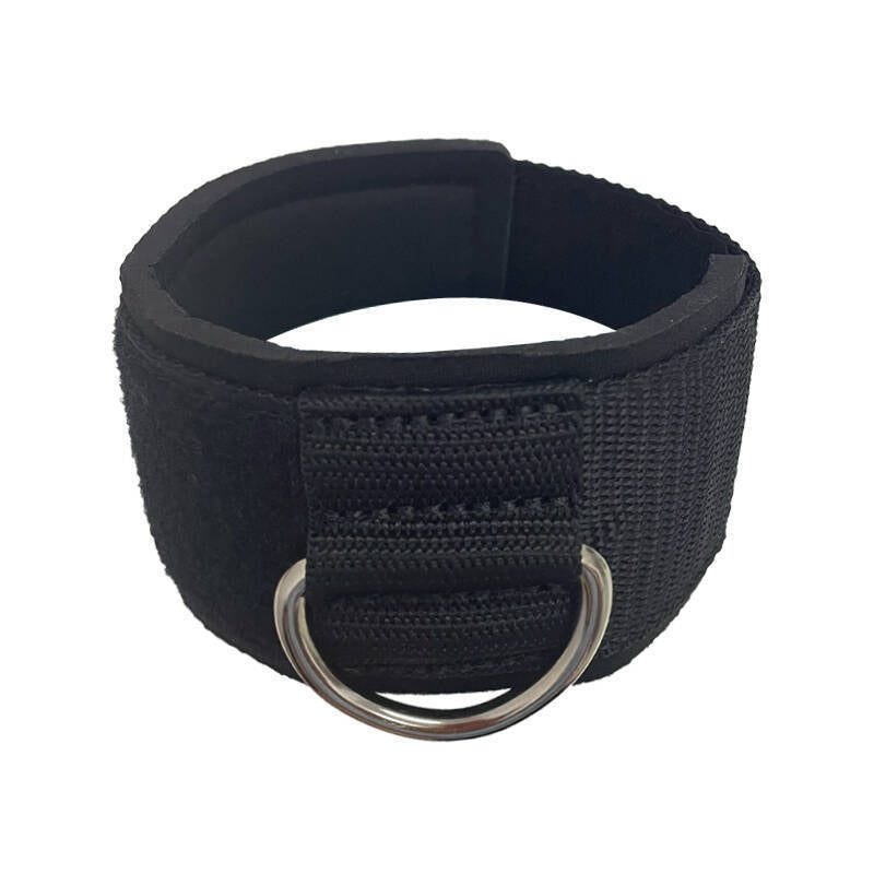 Bracelet de cheville avec un seul anneau D pour l'entraînement de la hanche et des jambes sur un rack de puissance