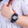 Étudiant Electronic Luminous Waterproof Sports Watch