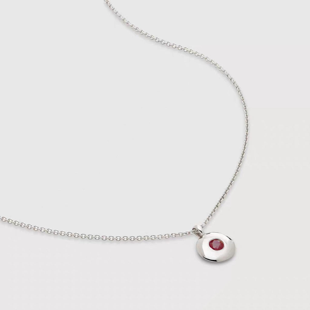 Collier de collier en pierre de naissance rubis et polyvalent fait avec des pierres gemmes naturelles
