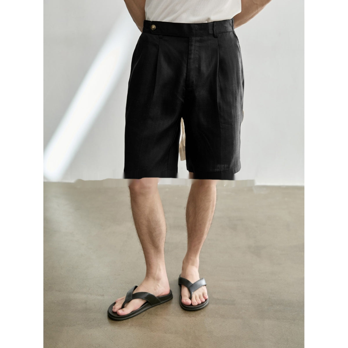 Short homme simple confortable et respirant