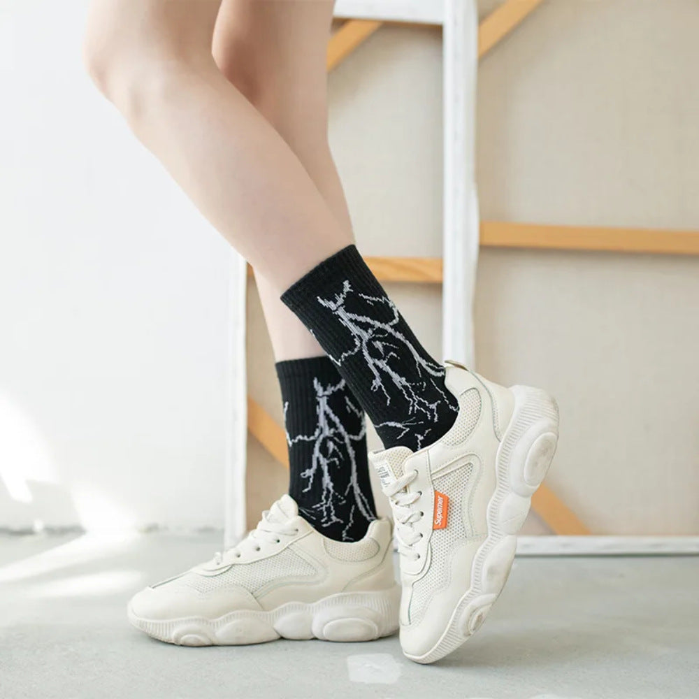 Style coréen Trendy Marque Unisexe Couple Graffiti Couleur bloquées Chaussettes mi-calf