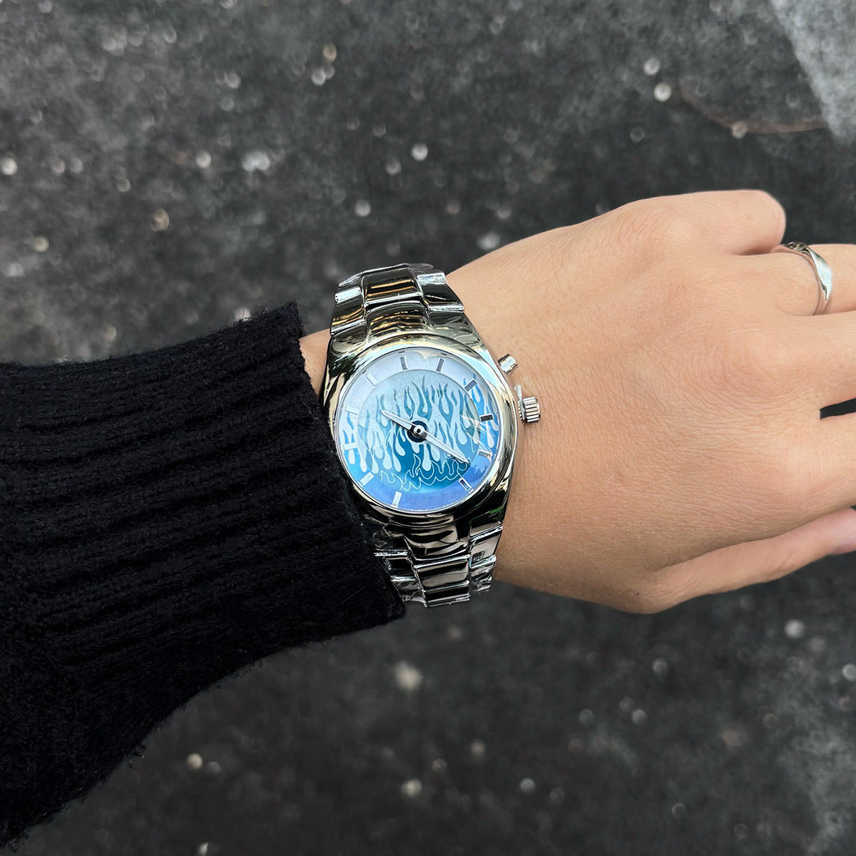 Montre pour hommes Creative Dynamic Flame inspirée de Y2K