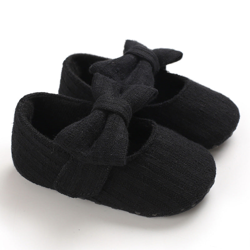 Chaussures bébé tricotées en laine