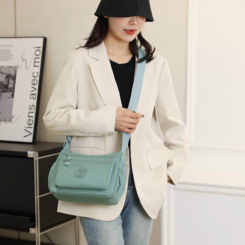 Renard coloré Grande capacité Femmes Sac d'épaule extérieur Casual hydrofuge Multi-couche