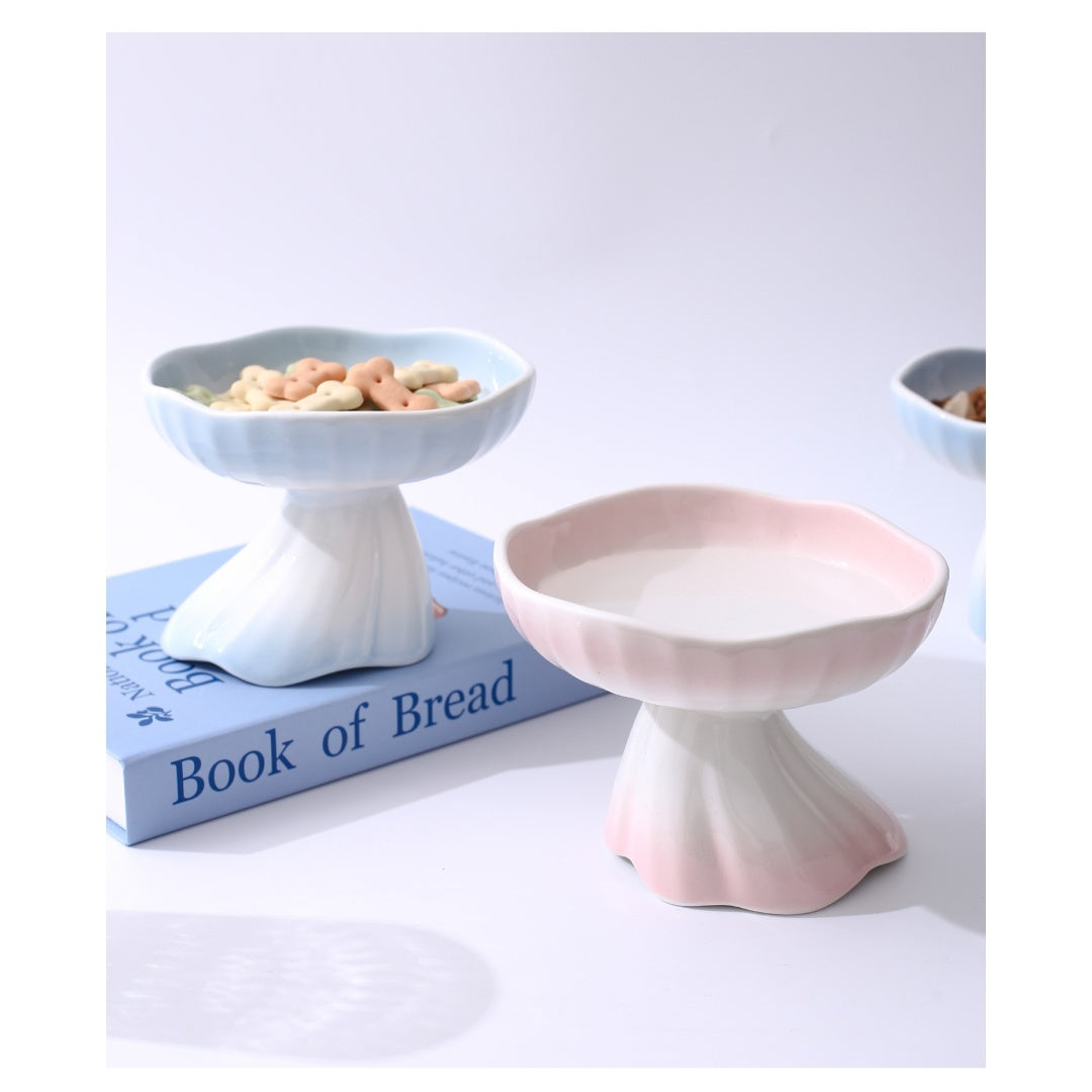 Élevé en céramique graduée en forme de robe Pet Water & Food Bowl pour chats et chiens