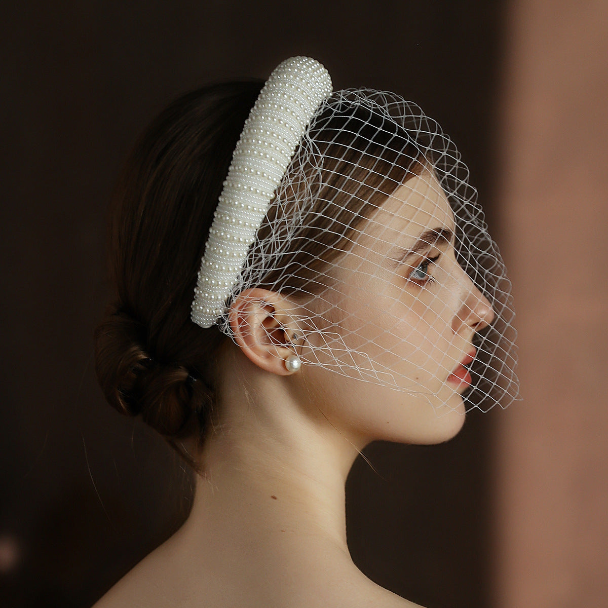 French Hepburn Style Veil de mariée Blanc Vintage Perled Large Meshed Net Mesh Headband