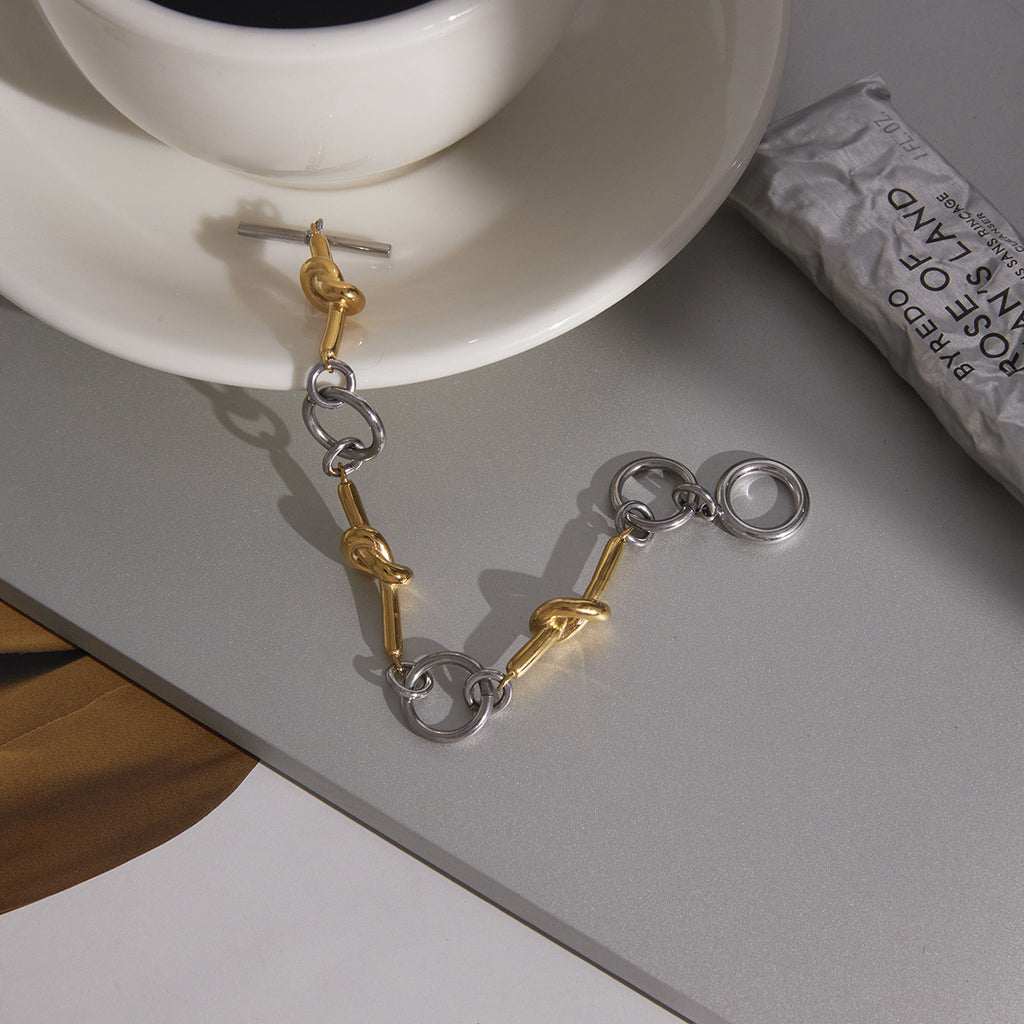 Bracelet en acier inoxydable à noeuds enroulés