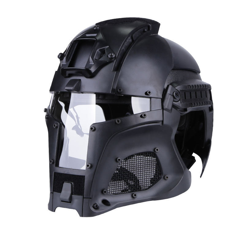 Casque de guerrier de fer médiéval
