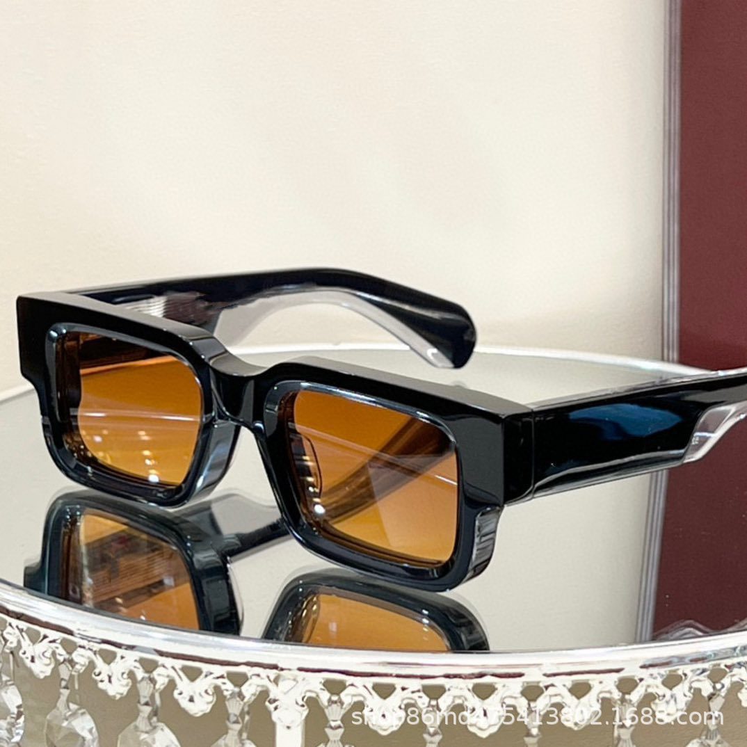 Lunettes de soleil tendance Hommes et Femmes