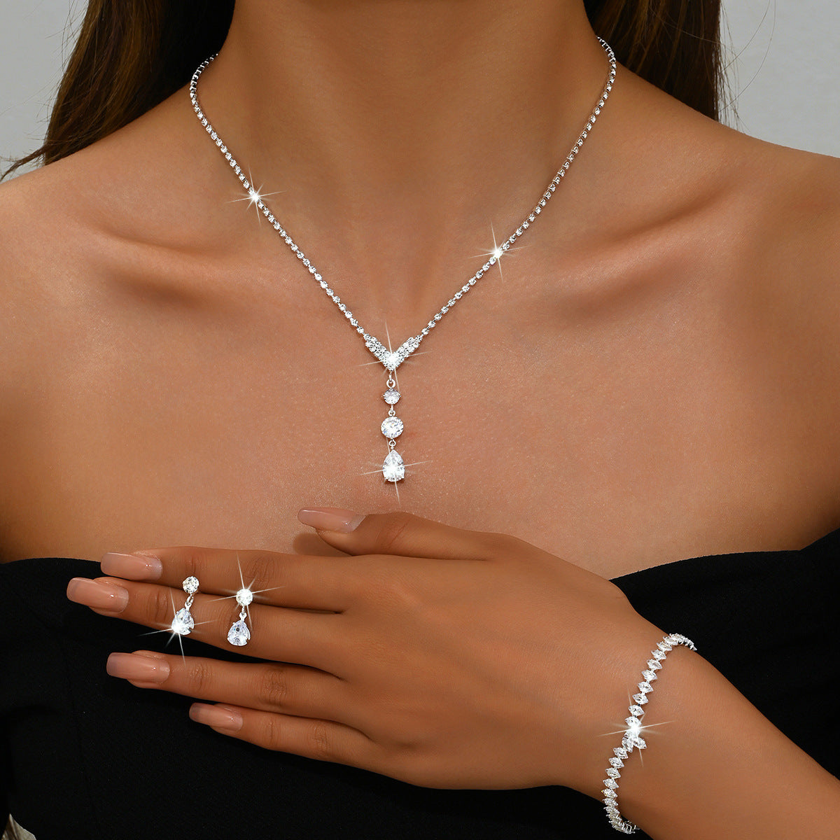 Fashionable Super Shiny Zircon Water Drop Pendant Earrings, Necklace, Bracelet Three-Piece Set, Simple And Versatile Party Jewelry Set For Women