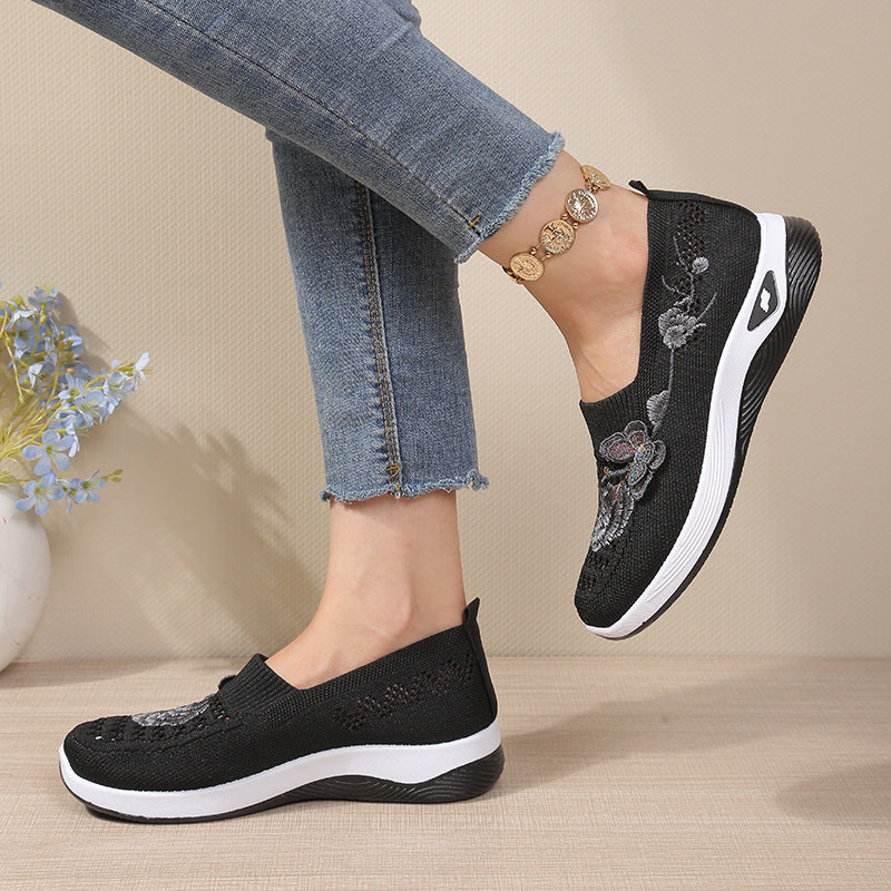 Chaussures de marche brodées Chaussures casuales en mesh