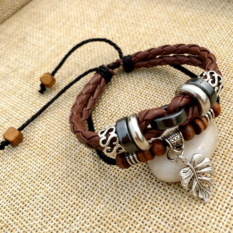 Bracelet en cuir tressé croisé