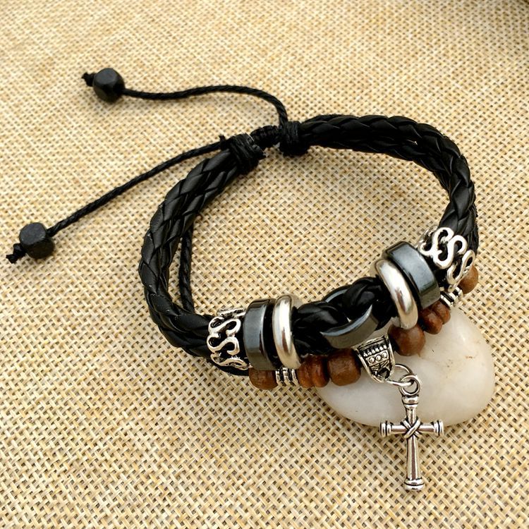 Bracelet en cuir tressé croisé
