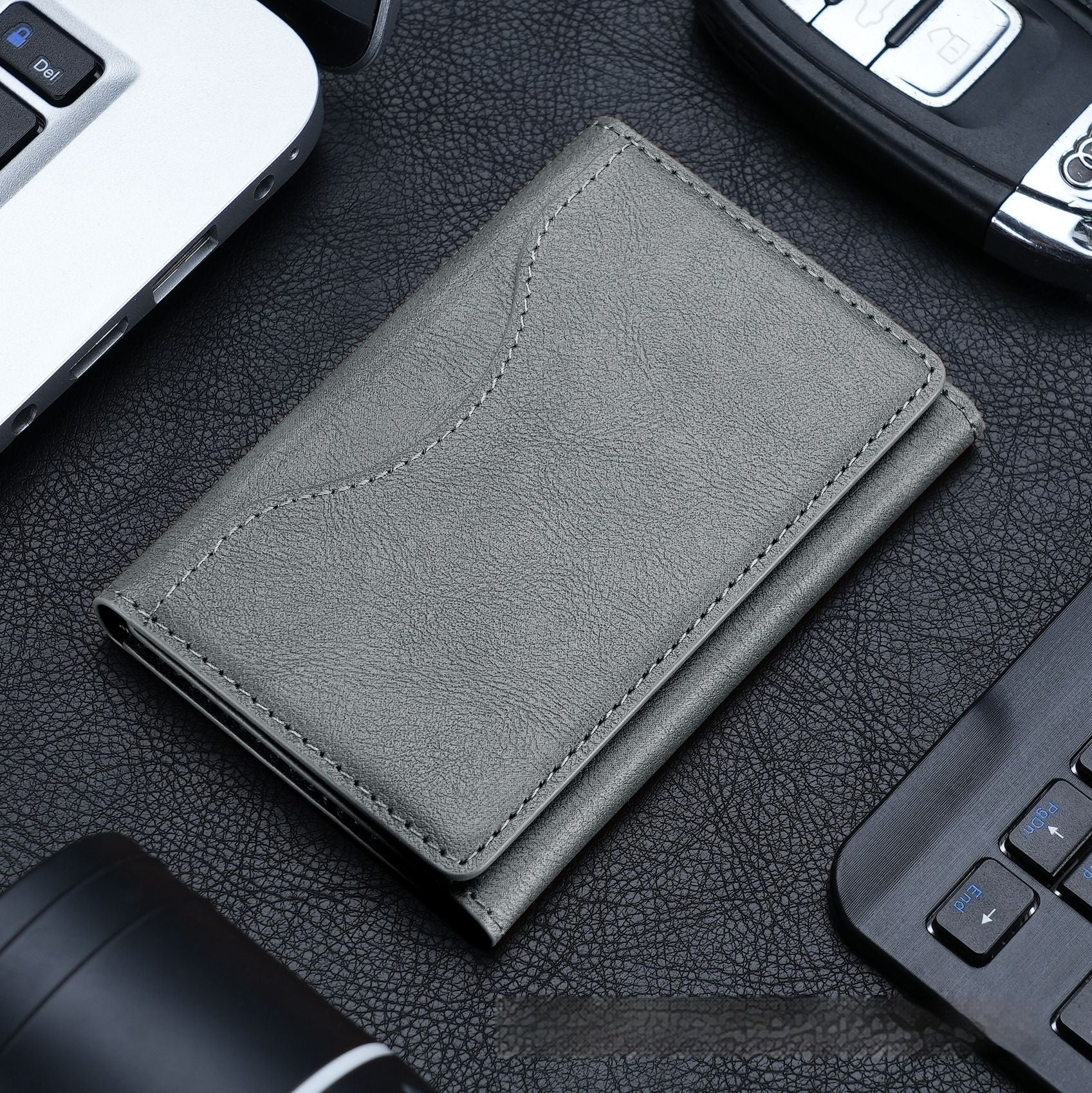 Porte-cartes magnétiques triples en cuir