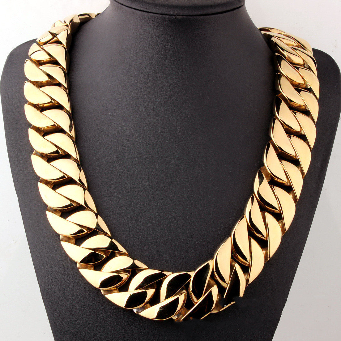 Collier de coulée en acier à vide en titane pour hommes