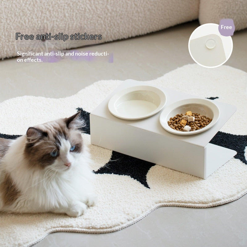 Élevé de collier supportant les déversements de nourriture et d'eau pour les chats et les chiens