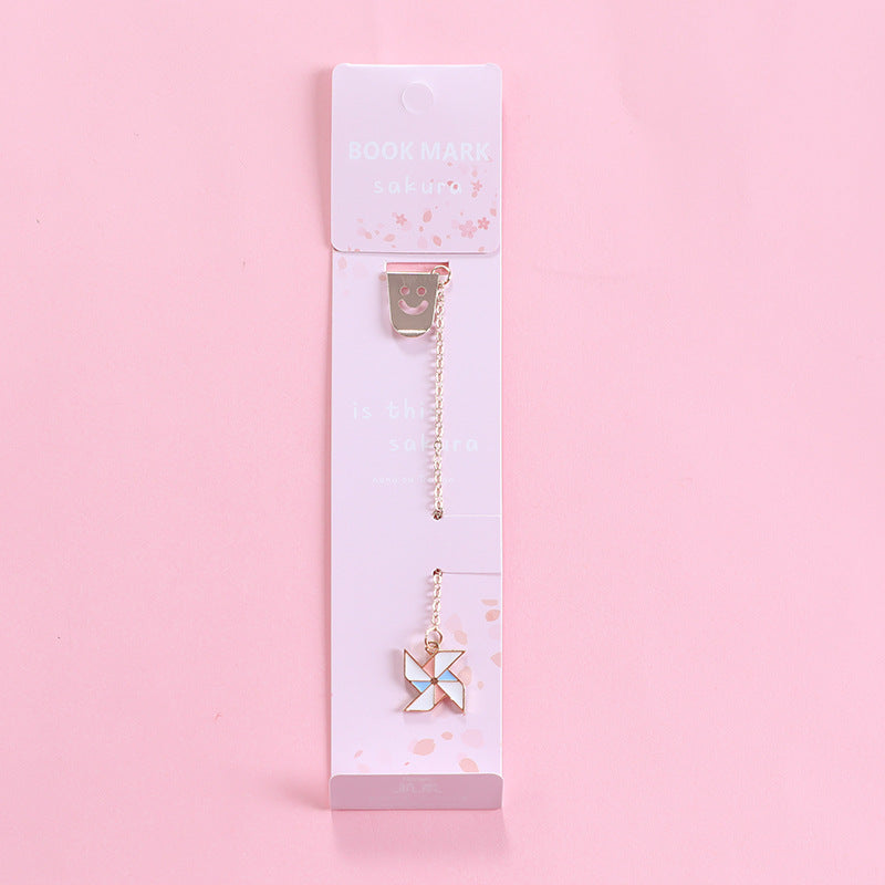 Signet pendentif en métal de dessin animé créatif