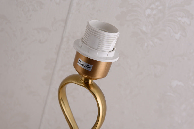 Modèle de chambre à coucher Creative lampe de lit