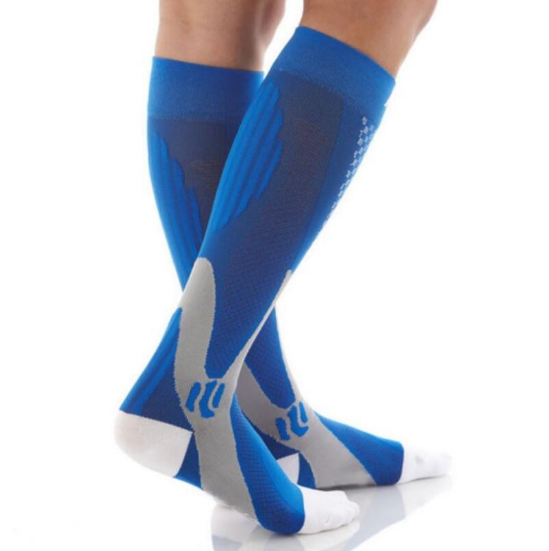 Chaussettes de compression pour les hommes et les femmes meilleur diplômé Athletic Fit pour courir des chaussures de voyage de vol