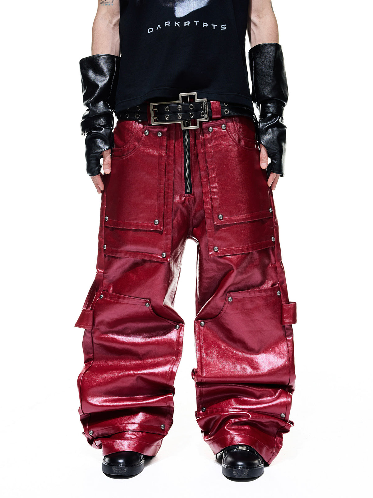 Rouge Plaqué en métal liquide Tridimensionnel sur mesure Rivet-détails Pantalon de bois de bois