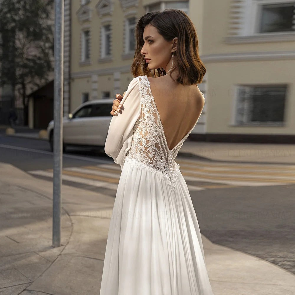 Robe de mariée de style français en V manches longues en dentelle