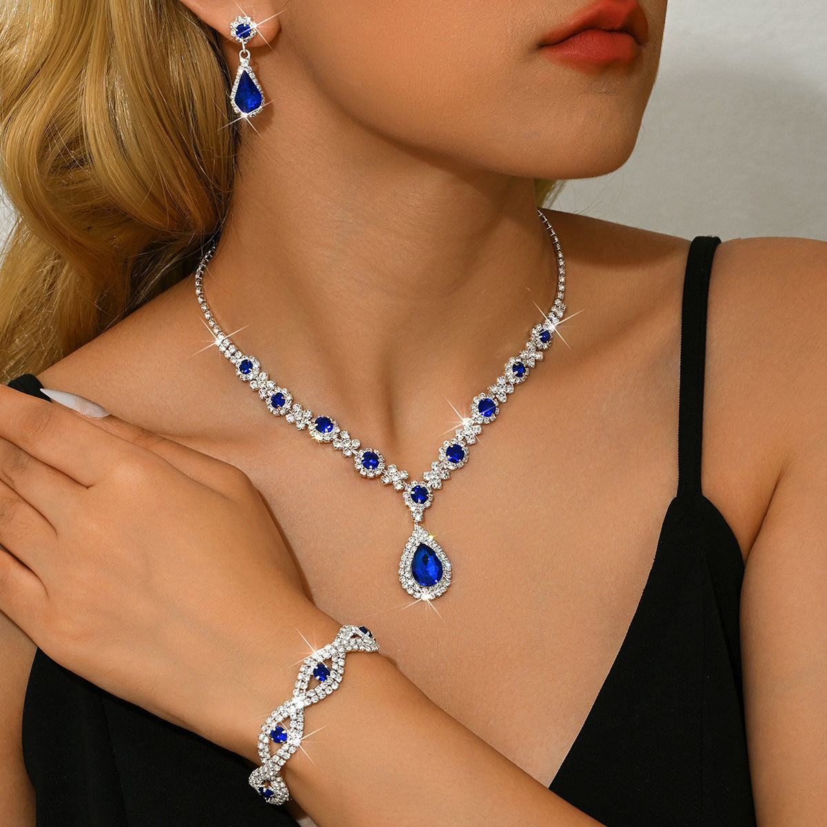 Bijoux de mariée femmes ensemble européen et américain cristal goutte d'eau