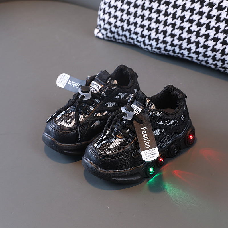 Chaussures Printemps et Automne avec LED Light Chaussures Enfants Ruban Surface Respirant