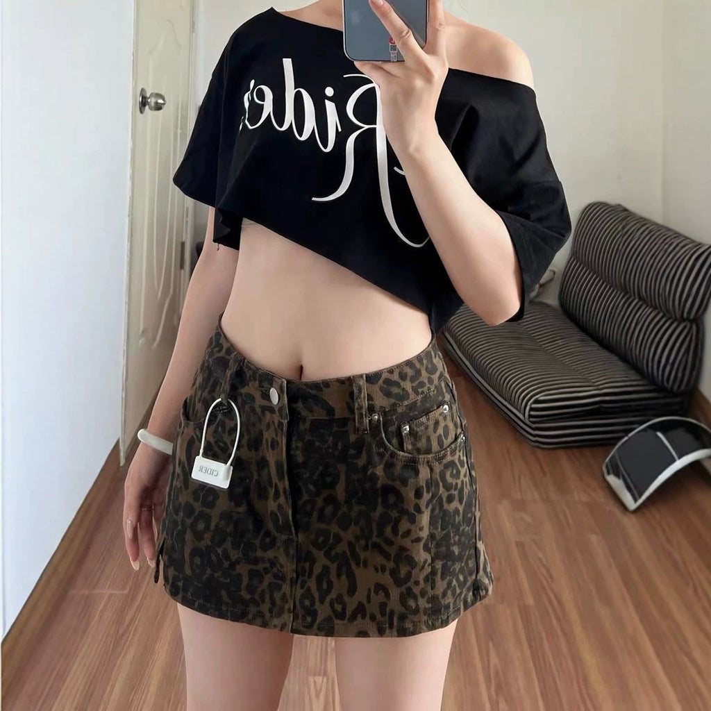 Leopard-print Femmes shorts de jupe d'été avec un style de carrosserie fente