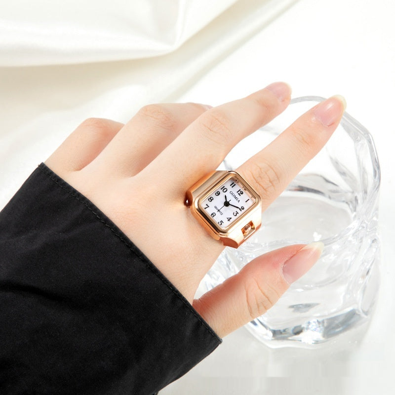 Regarder avec un bracelet étendu qui peut être écrit comme une bague