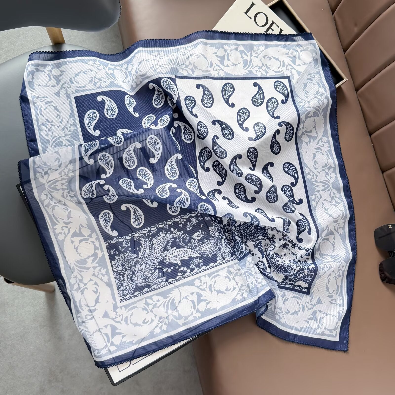 70cm carré Cashew-pattern soie Scarfultrathin et respirant écharpe