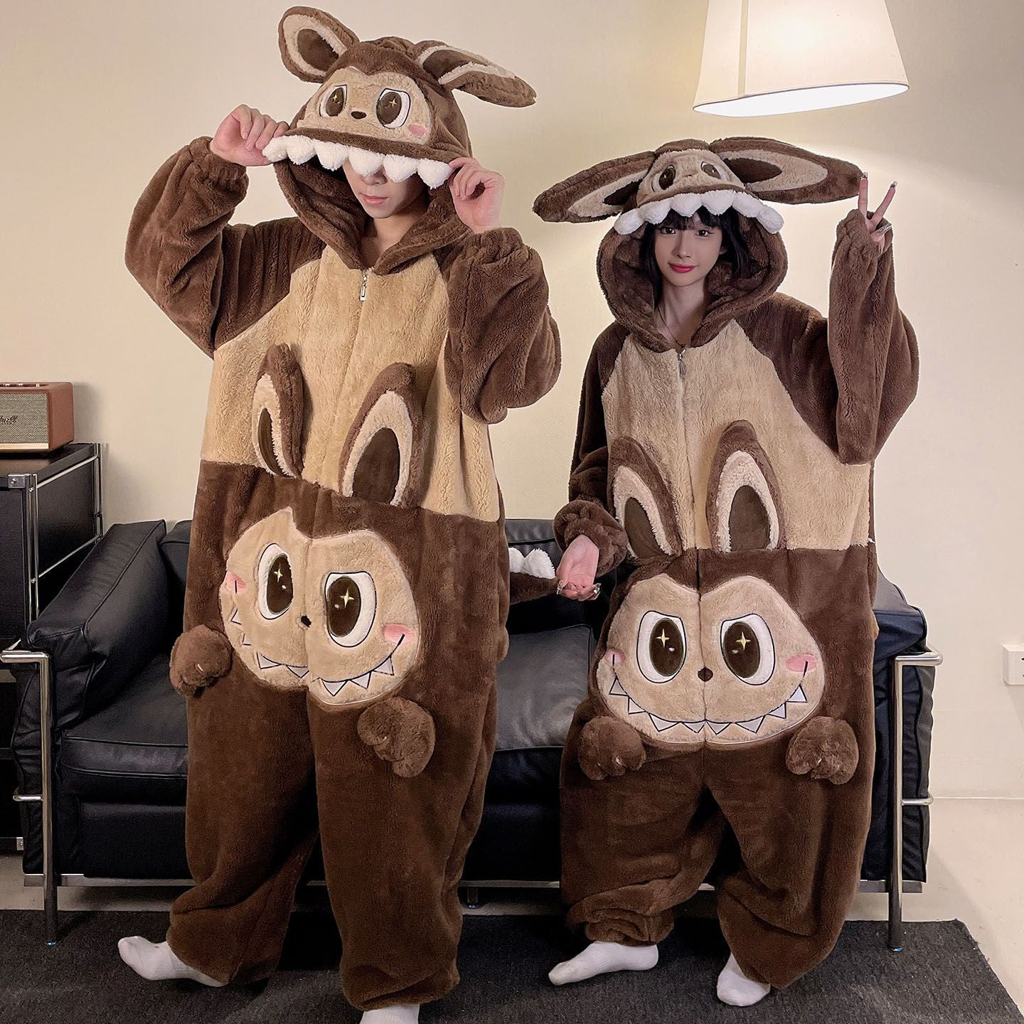 Ensemble de vêtements de salon pour jeunes de style caricature