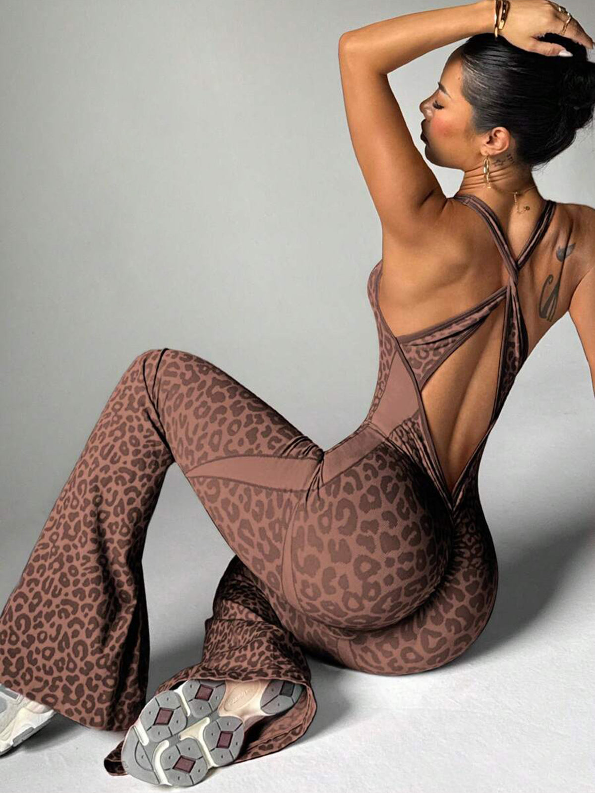 Leopard européen et américain imprimé Cross-Back Sans couture combinaison de yoga incrustée pour le fitness A