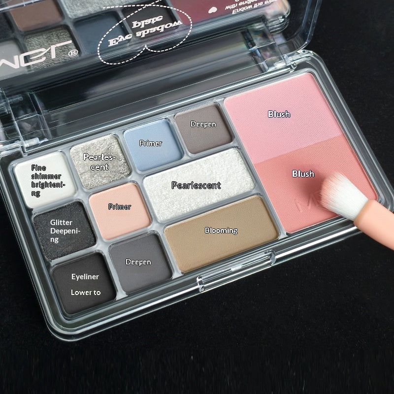 Love at First Sight All-in-One Powder Palette 12 nuances pour chaque jour AutomneHiver maquillage