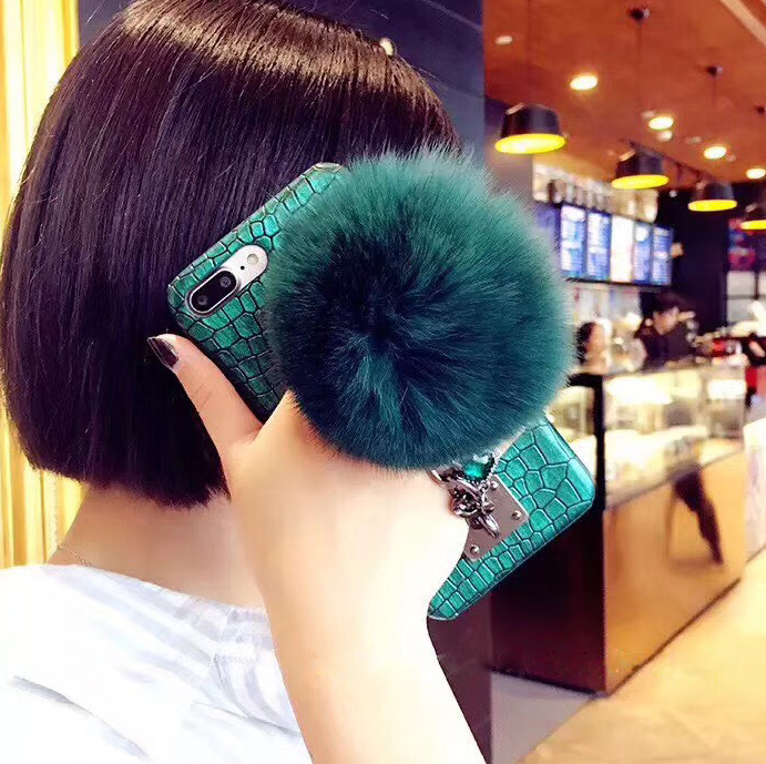 Compatible avec compatible avec le boîtier de téléphone mobile Fox Fur Ball Studded Anti-fall Protectio