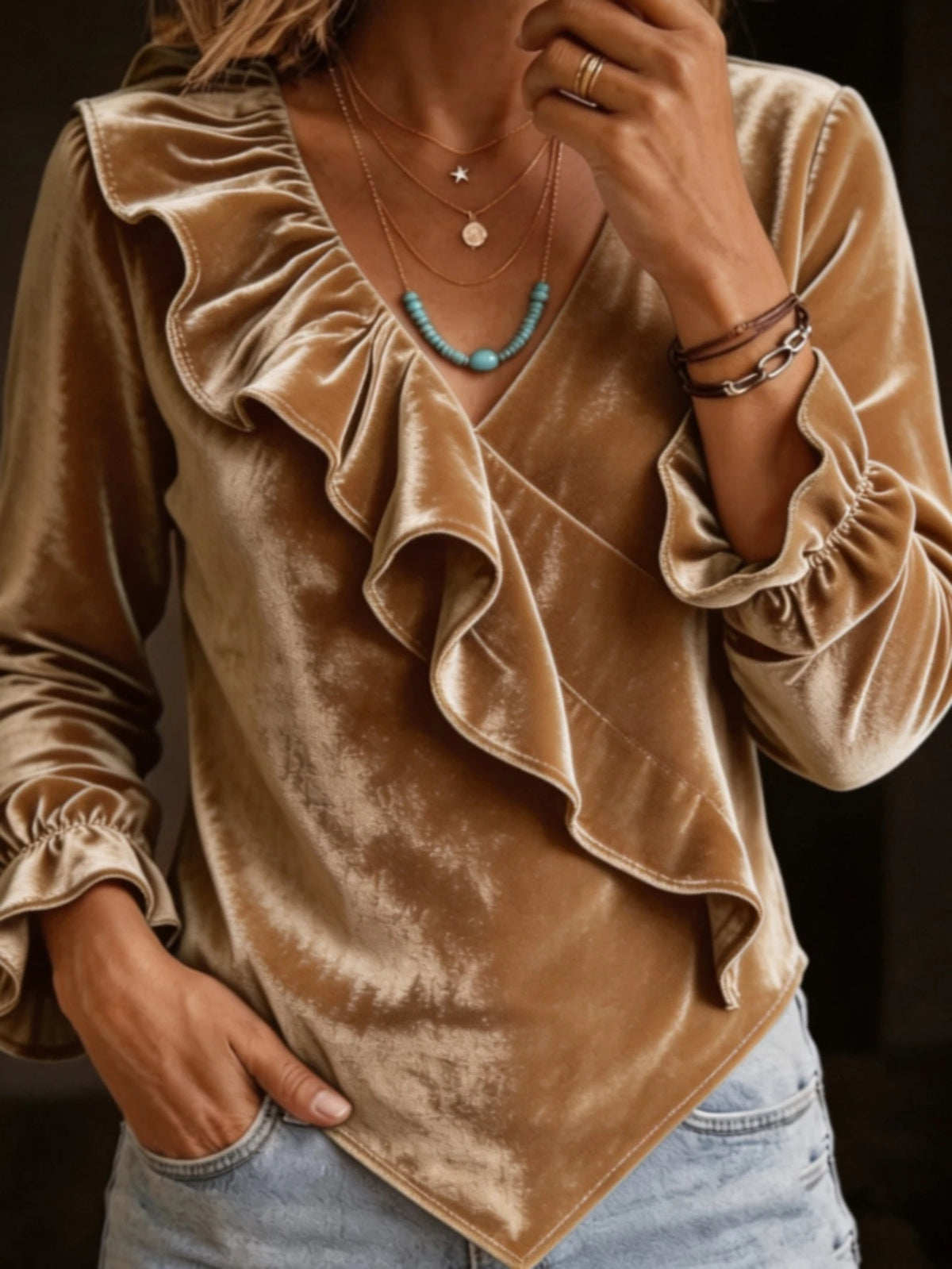 Femmes Velvet V-cou Rufflé Top