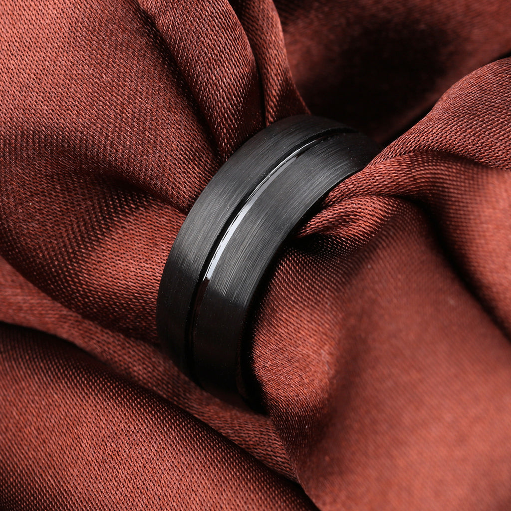 Bague en acier titane noir
