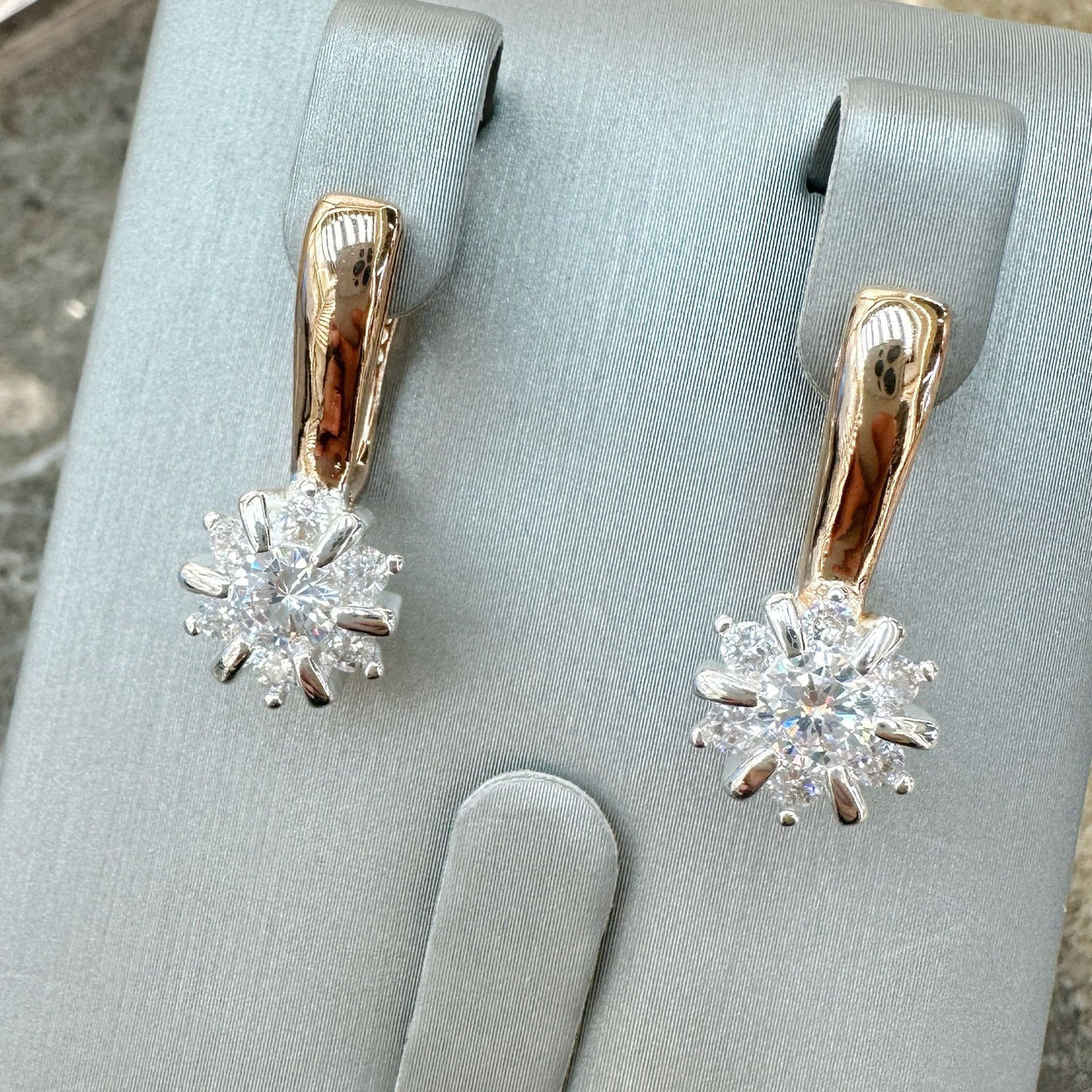 Bague Zircon de luxe et ensemble de clips d'oreille