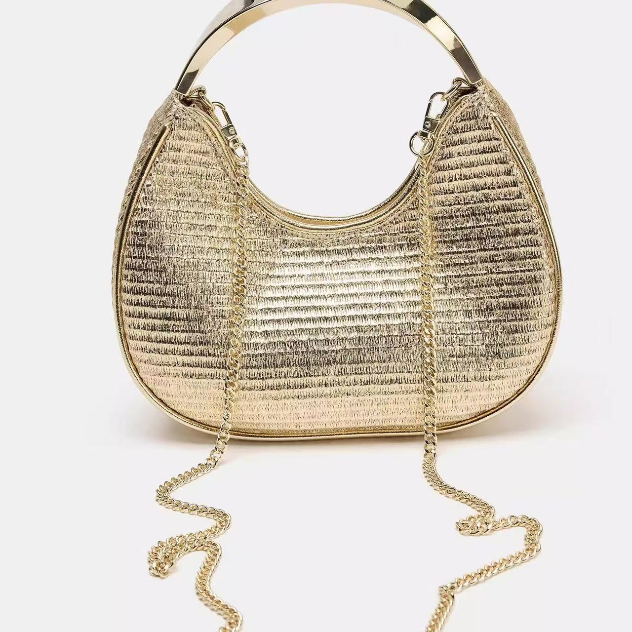 Sac de corps en chaîne tissé pour femmes avec poignée en métal
