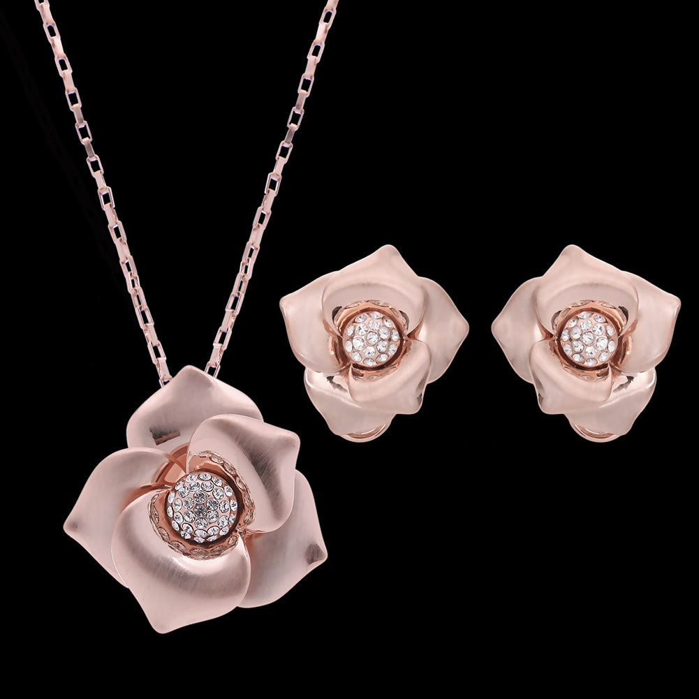Commerce extérieur marchandises mariée bijoux collier ensemble boule perceuse robe de fête Europe Earri