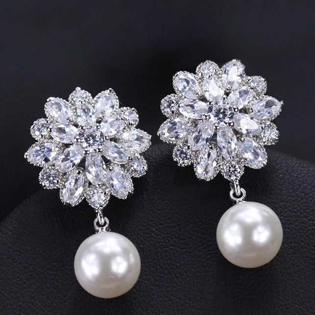 Boucles d'oreilles en zircon micro-set prisme de glace