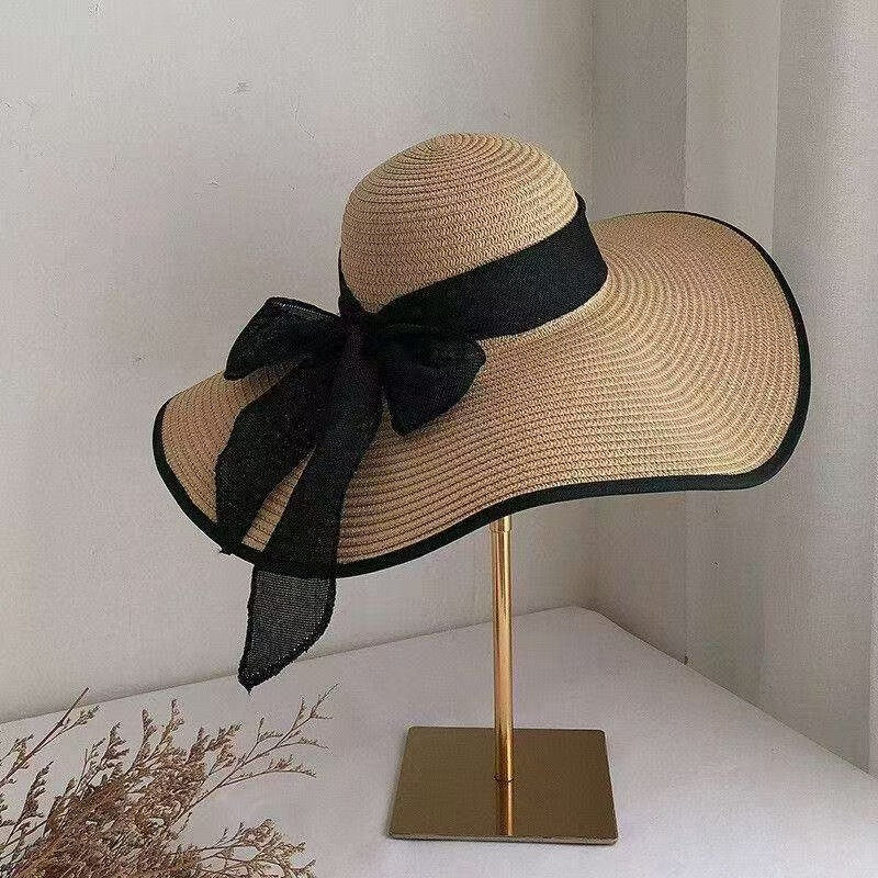 Chapeau de style français Bow Straw pour femmes Protection solaire d'été avec une large brim