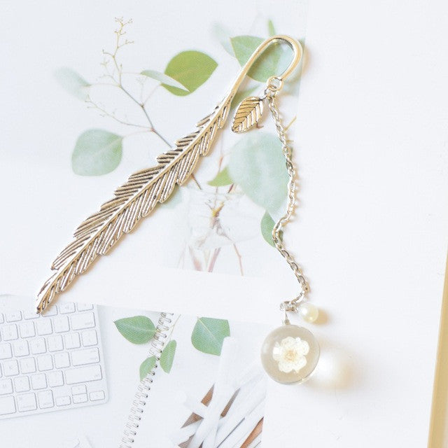 Fleurs créatives spécimens Signet Pendentif métal Marque de livre Papeterie École Approvisionnement de bureau