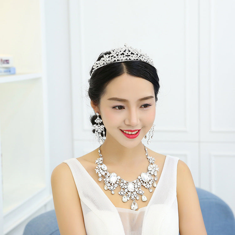 Chaîne européenne et américaine de strass à manches de mariée en grand cristal
