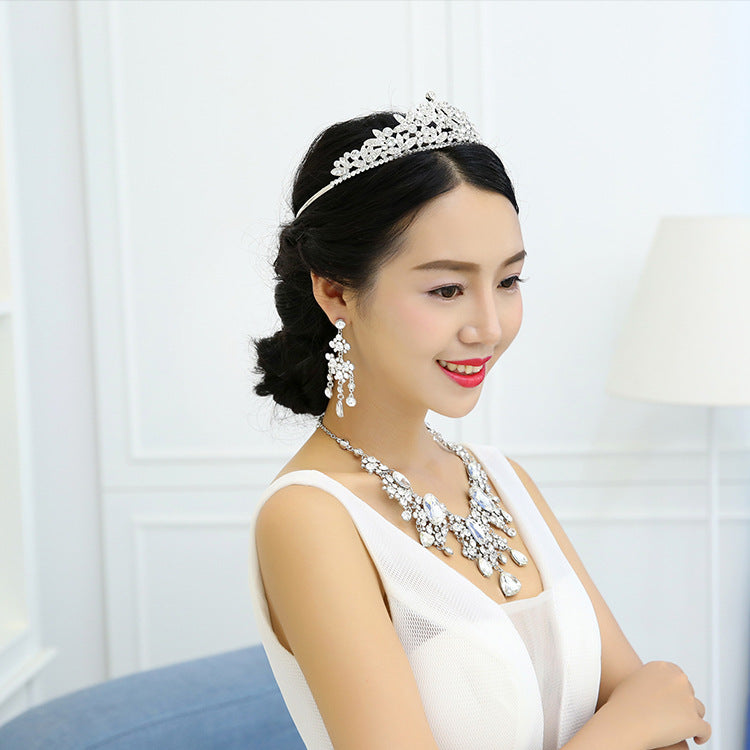 Chaîne européenne et américaine de strass à manches de mariée en grand cristal